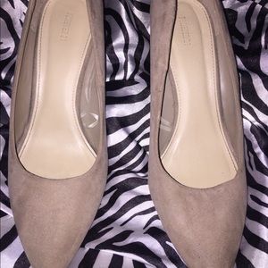 Suede taupe wedges